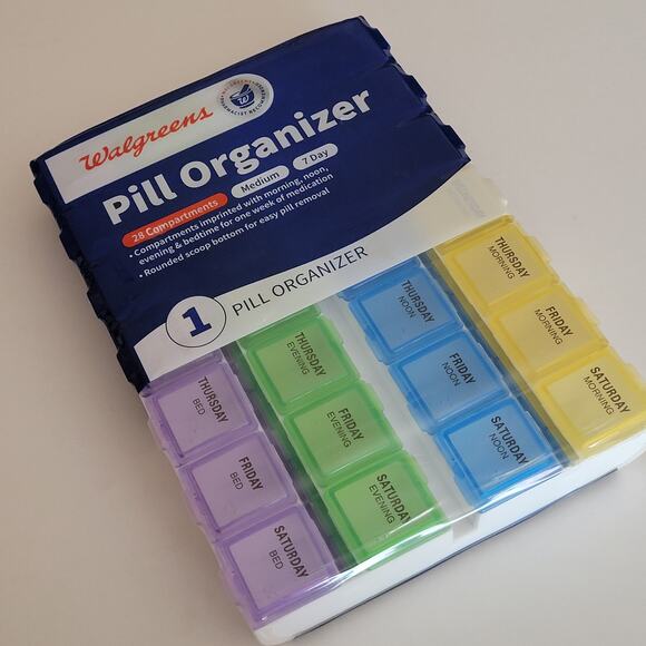 Walgreens Pill Organizer 7 Day 28 Compartments Medium Medication SEALED NEW - Picture 1 of 6